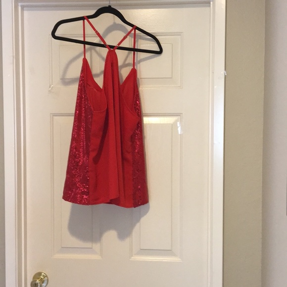 Red sequined top - Picture 5 of 5